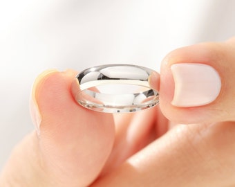 4mmソリッドホワイトゴールド結婚指輪 • ポリッシュドームリング • 10k
