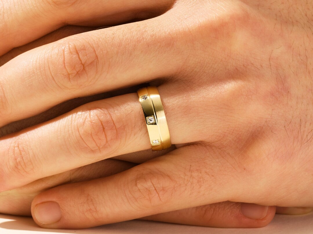 thumbnail image 2 of Lieson Men Rings Stainless Steel Rings Vintage, Wedding Ring Men High Polished Round Cubic Zirconia Ring In Gold Ring Size 7 2 of 12