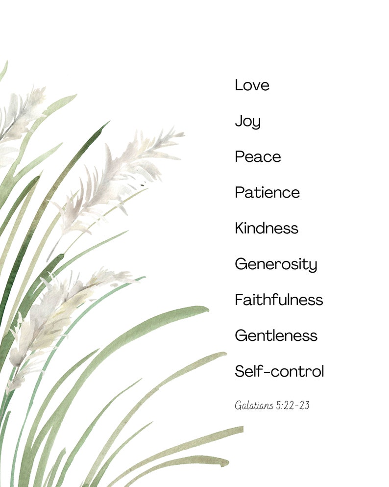 K&ouml;nnte beinhalten: Eine Aquarell-Illustration von gr&uuml;nem Gras und wei&szlig;en, gefiederten Pflanzen mit dem Text "Liebe, Freude, Friede, Geduld, Freundlichkeit, Gro&szlig;z&uuml;gigkeit, Treue, Sanftmut, Selbstbeherrschung, Galater 5,22-23".