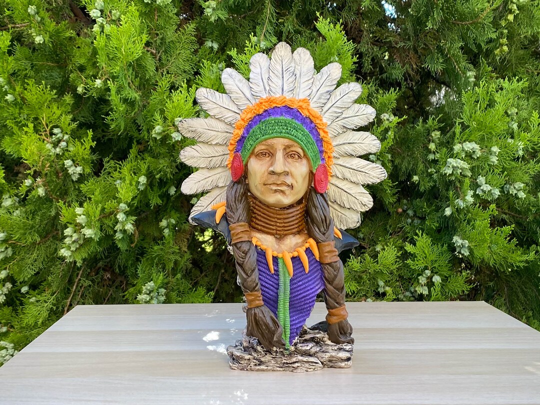 Sculptures of Indian Statues for Home and Office Decor. Bust Statues on