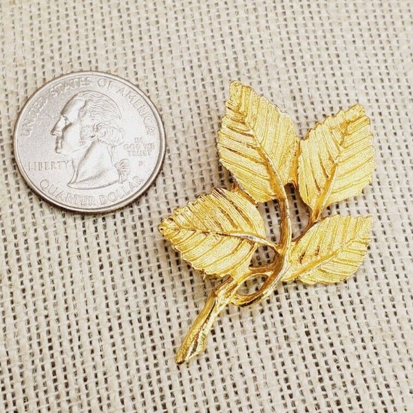 1960s Gold Tone DuBarry of Fifth Avenue Leaf Brooch 2"