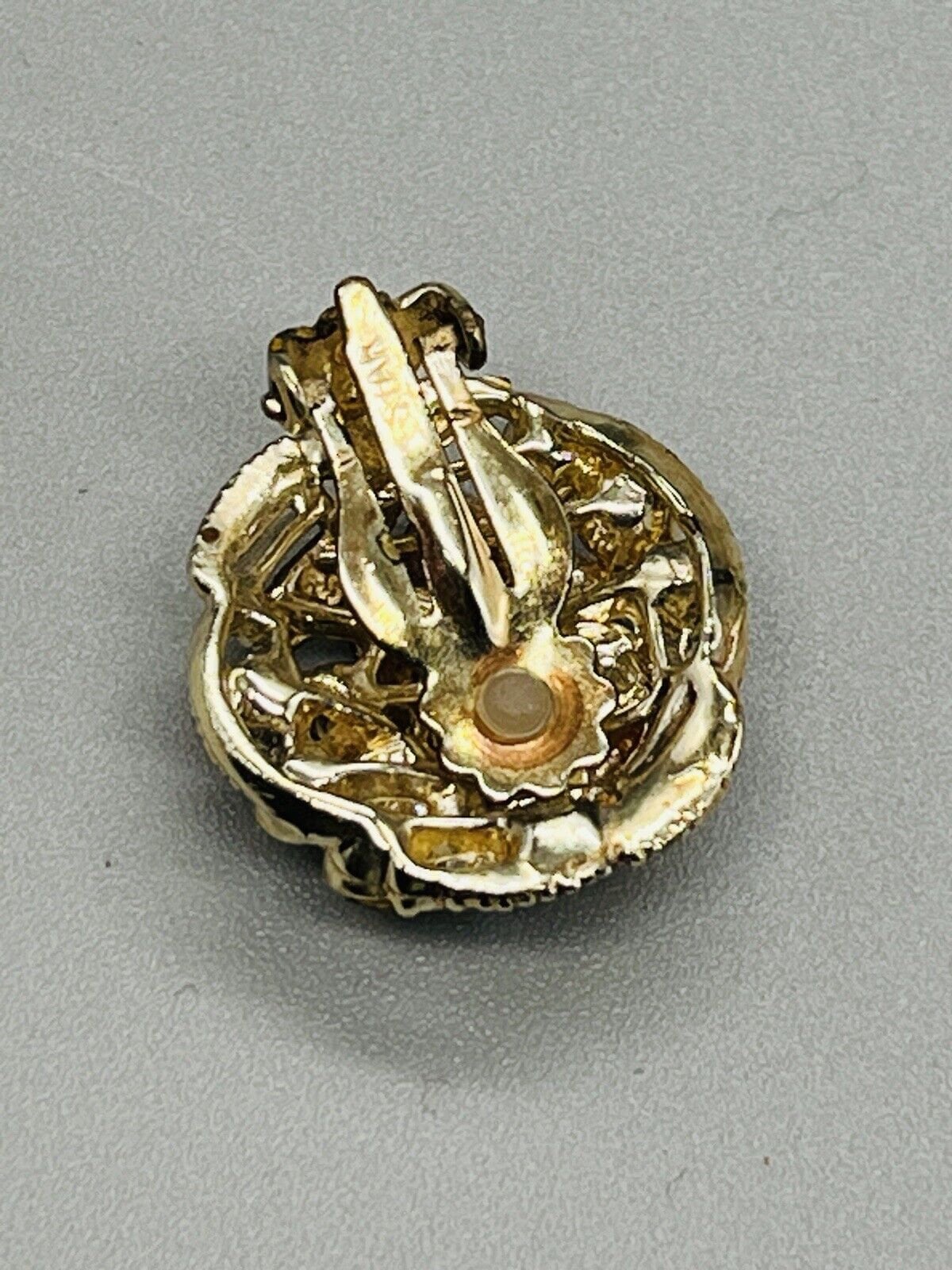 Vintage 90's Huge Caged 3D Shiny Goltone Stud Flower