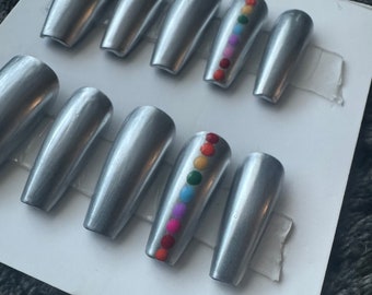 Handmade Silver Chrome Press on Nails with Rainbow Dot Accent | LQBTQ+ Pride Nail Set