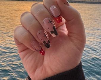 Handmade Disney Press On Nails | Mickey & Minnie Silhouette Set