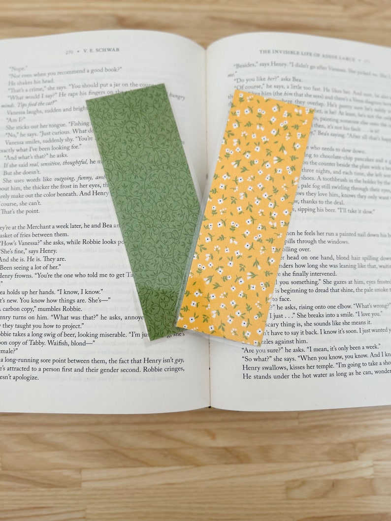 Bee Collection No. 3 | Bee Bookmarks | Bumble Bees | Honeycomb | Floral ...