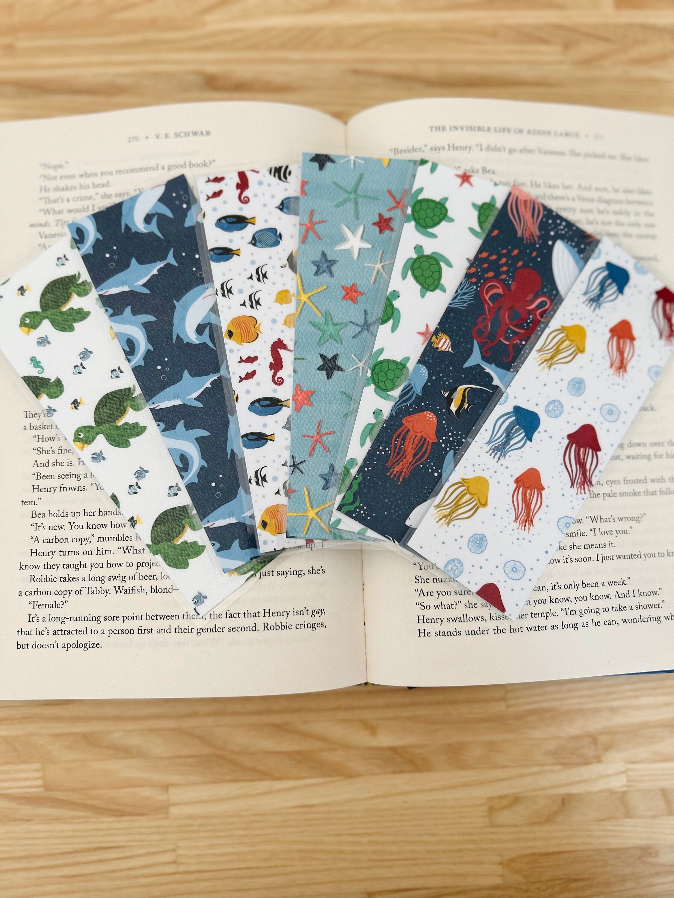 sea animal collection | sharks | sea turtles | star fish | jellyfish | summer bookmarks | laminated & double-sided | bookmark