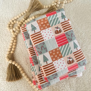 christmas tile book sleeve | christmas tree | candy cane | patchwork | kindle sleeve
