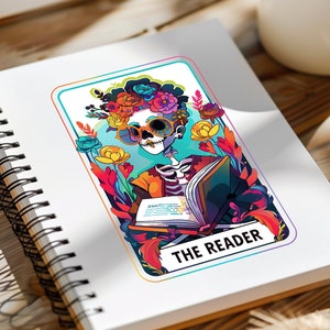 Smut Reader Tarot Karte PNG Buchliebhaber Booktrovert Skull Bookish Tarot PNG Datei Lesen Skelett Sublimation Design Digitaler Download