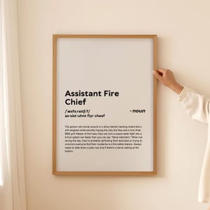 Affiche d'art mural drôle assistant chef des pompiers définition impression, cadeau pour assistant chef des pompiers citation typographie imprimable TÉLÉCHARGEMENT NUMÉRIQUE UNIQUEMENT