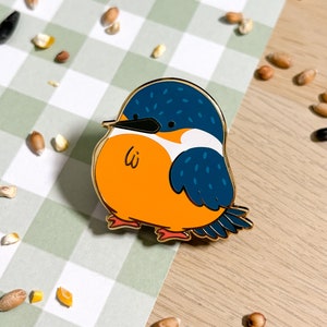 Kingfisher Enamel Pin: British Bird, Woodland Animal