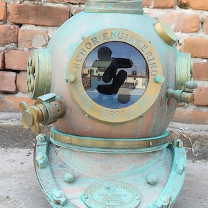 Handmade Antique US Navy Diving Helmet: Nautical Home Decor