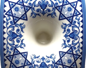 Spode Porcelain Cobalt Blue & White Sabbath Candlestick Judaica collection 7.5&quot; x 3.75&quot; Jewish candles