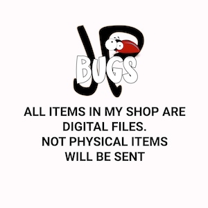 Pu&ograve; includere: Un logo in bianco e nero con la parola "BUGS" in un font stilizzato. Il logo presenta una coccinella rossa con macchie nere e occhi bianchi. Il testo sotto il logo recita "ALL ITEMS IN MY SHOP ARE DIGITAL FILES. NOT PHYSICAL ITEMS WILL BE SENT."