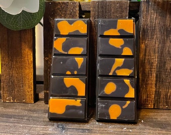 Highly scented wax melts