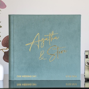 Water Green Suede Wedding Guest Book: Polaroid Photo Album