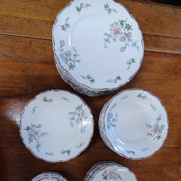 Vintage China EDELSTEIN Maria-Theresia. Lynn Pattern. Gray/Blue Flowers Scalloped Edge Dinner Plates Salad Plates Soup Bowls/ Place Settings