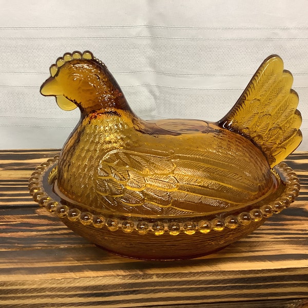 Vintage Hen On a Nest. Indiana Glass Golden Amber Hen on a Nest. Candy Dish.