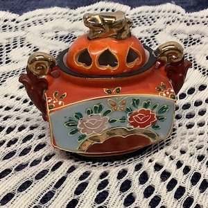 Vintage Ceramic Mini Jar with Lid Decorated with Floral Theme Made in Japan
