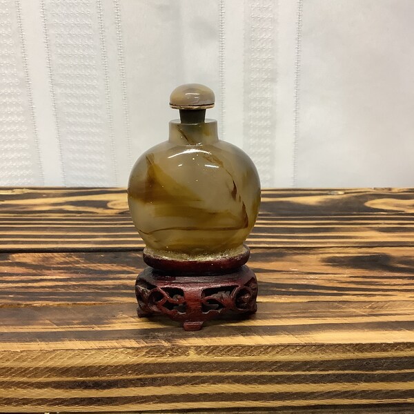 Antique Carved Chinese Snuff Bottle Agate Snuff Bottle with Attached Carved Wooden Base-See pics