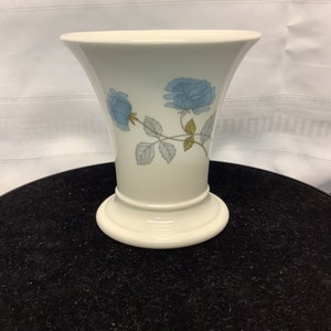 Vintage Wedgwood Rose China Made In England Ice Rose Bone China Mini Vase
