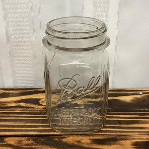 Vintage Ball Perfect Mason Pint Canning Jars-Farmhouse decor-Country Kitchen