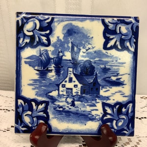 Vintage Blue and White 4” Trivet -Decorative Trivet
