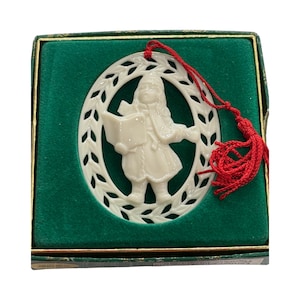 Lenox Bone China - Figurine Ornament Caroler - 3&quot;