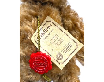 Hermann Teddy Original - #678/3000 - Jointed - Hand Signed - 20