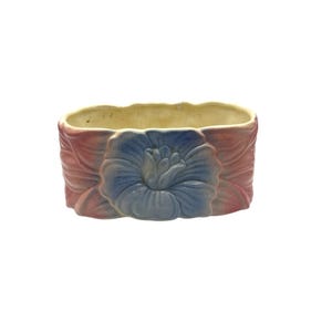 Royal Copley - Blossom Planter - 3&quot;