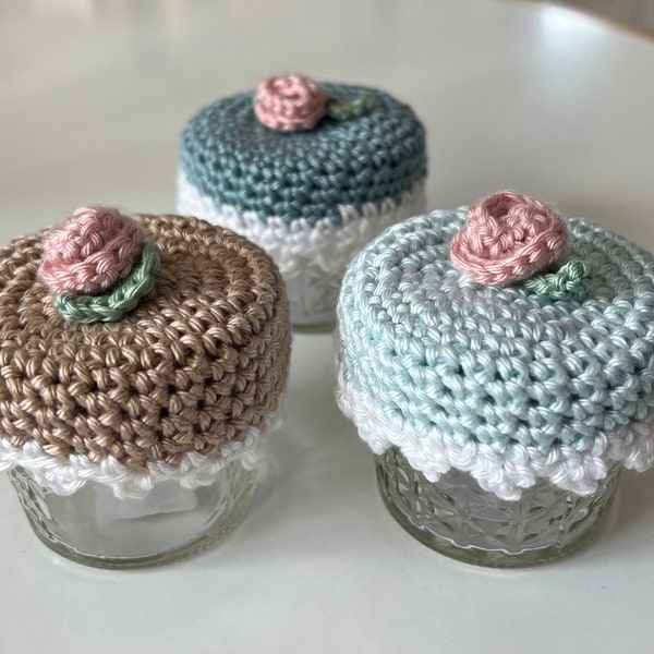 Crocheted Rosebud Jar Lid Cover (jar included)