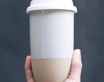 Dune Ceramic Travel Mug with Silicone Lid & Band – 16oz Handmade Pottery Coffee Tumbler, Reusable To-Go Cup, Gift for Coffee Lovers