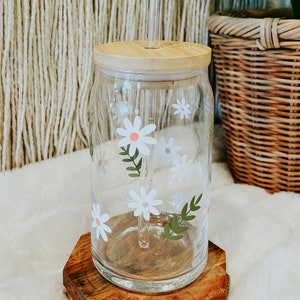 Flower Glass Cup | Iced Coffee Cup with Lid & Straw | Aesthetic Glass | Bamboo Glass Cup | Daisy Cup | Floral Can Glass | Coffee Glass Cup