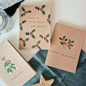Cartoline di Natale rustiche festive dipinte a mano / Carte botaniche di agrifoglio e vischio / Pacchetto di biglietti di auguri stagionali ispirati alla natura