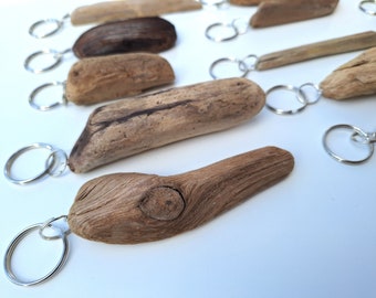 Drifftwood keychain, handmade natural product, driftwood key ring, Treibholz Schlüsselanhänger