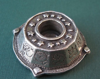 Zodiac tennljusstake med klockljus