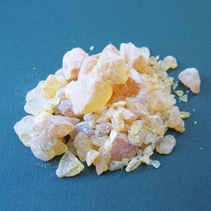 Gold Damar Resin Incense - 1/2 oz
