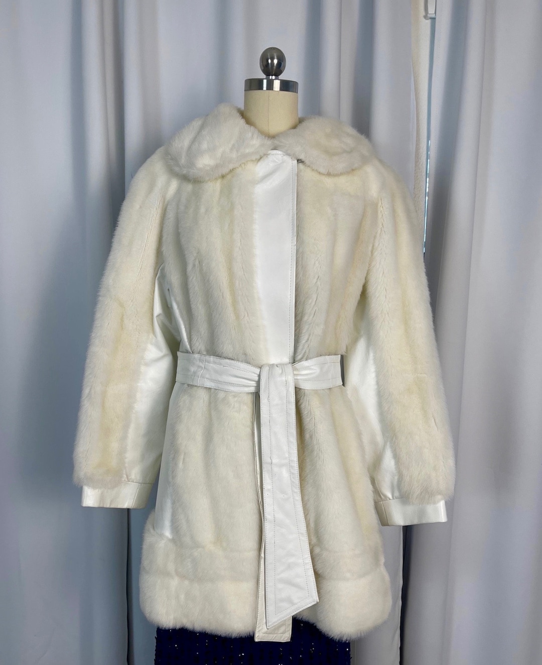 Vintage Lillie Ann Faux Fur & Faux Leather Car Coat Large Fluffy White
