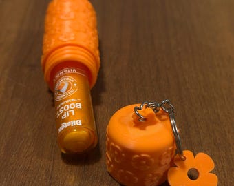 3D Printed Lip Balm Holder Keychain – Textured Chapstick Case with Charm