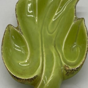 Vintage MCM Leaf Shaped Ashtray Calif USA Lime Green Gold Accent Retro Trinket Dish