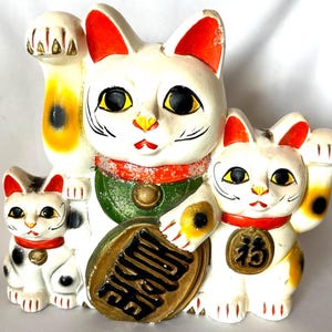 1950s Maneki Neko Triple Lucky Cat Statue Bank, Beckoning Lucky Cats, Japanese Good Fortune Feng Shui Statue, Vintage Chinese Lucky Cat