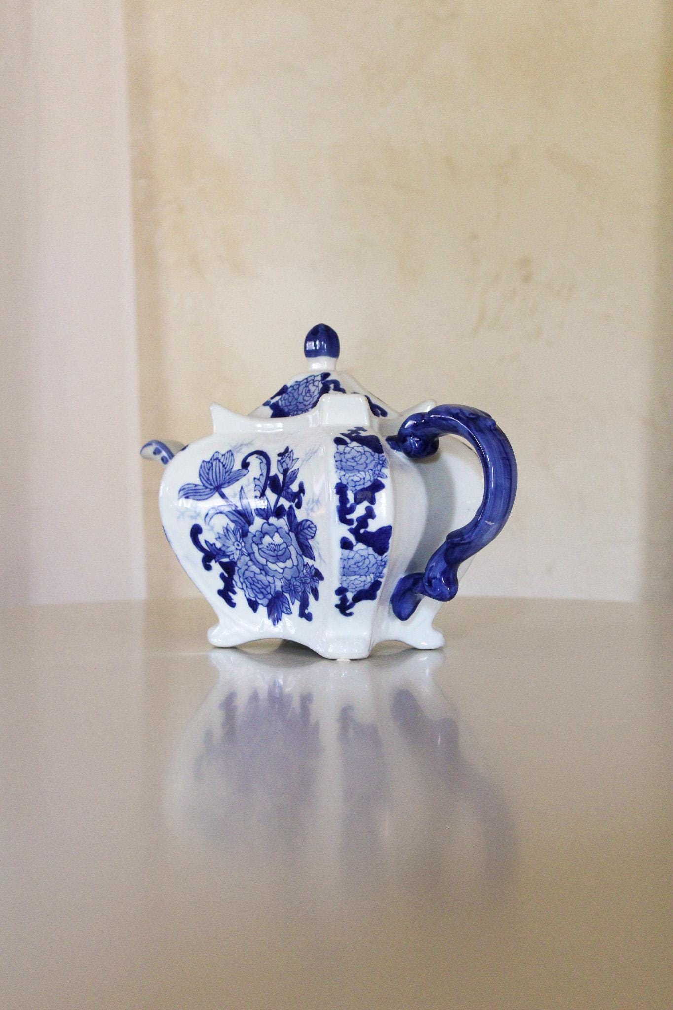 シノワズリツボと紅茶入れ♡ 磁器のシノワズリティーポット - Etsy 日本