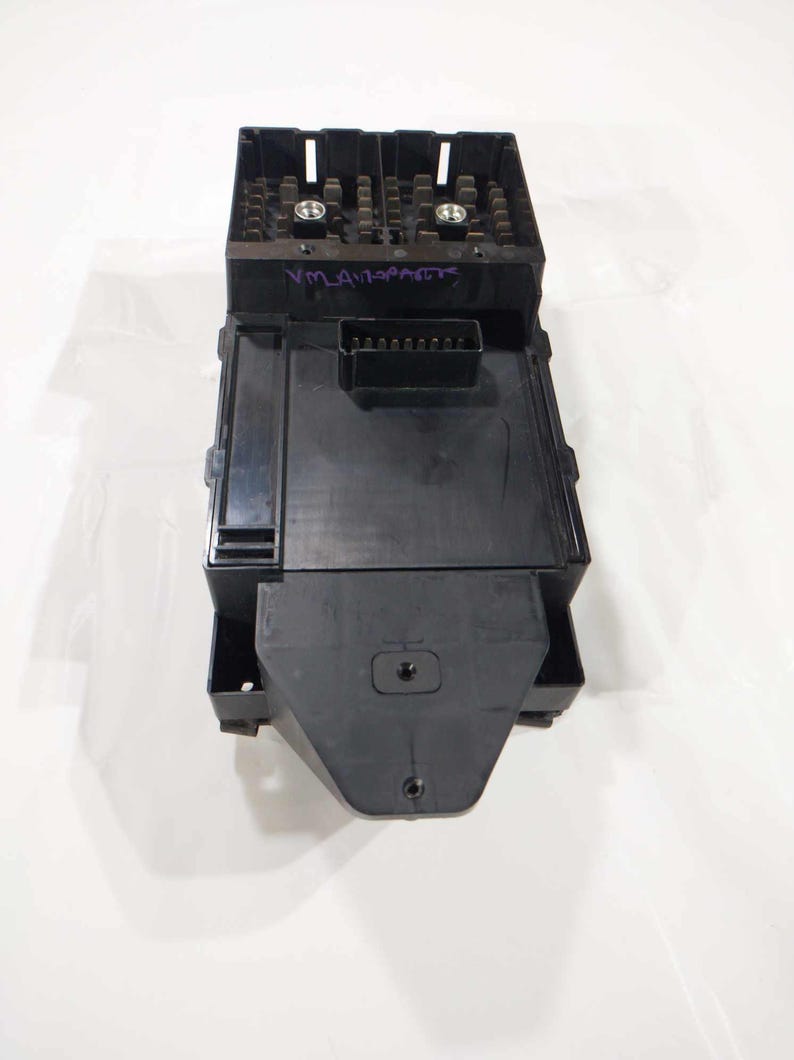99 00 01 Ford F150 4x4 Dash Fuse Box Junction Relay Under Dash YL34 ...