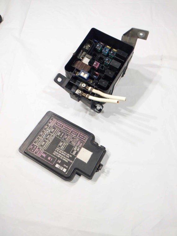 ジャパンヴィンテージ 火消し 97 98 00 01 Honda CR-V Fuse Box Engine Under Hood Juction