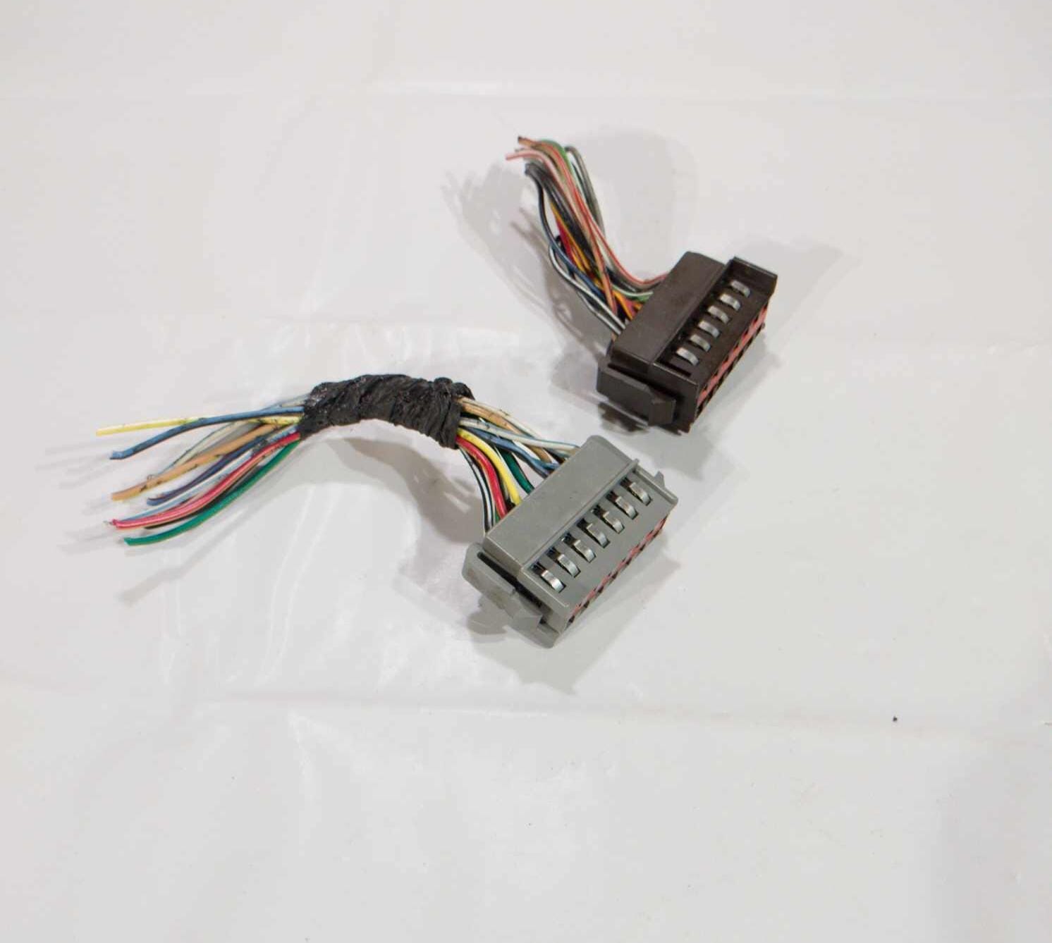 Harness Wiring Connectors Plugs Pigtails 89 90 91 92 1989-1992 89-92 Ford Ranger Speedometer Instrument Cluster With Tachometer OEM