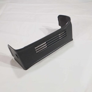 93 94 95 96 97 94-97 1994-1997 Nissan Hardbody Pathfinder Pickup Lower Dash Trim Vent 68930 75P00 GRAY OEM