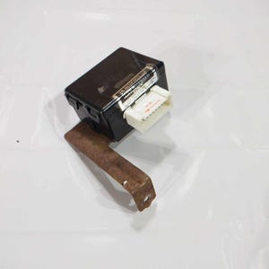 1992 1993 1994 1995 1996 92-96 1992-1996 Ford Econoline Van E150 E250 E350 Wiper Relay Module F3TF-17D539-CA 17D539 F4TF-17D539-CA OEM