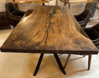 American walnut wood dining table - Cindy