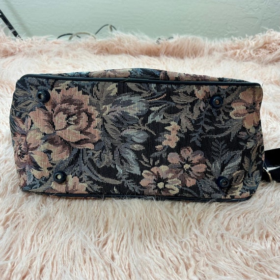 Medium Vintage Floral Print Jaguar Luggage - image 6