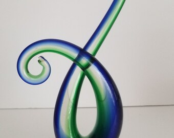 Gorgeous Blue and Green Murano Art Glass sculpture in excellent condition 100/100  8.5 inches