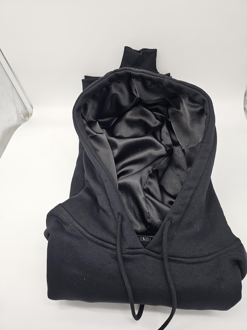 Schwarz Satin Hoodie,Schwarze unisex Kapuzenpullover,dicke warme hoody,satin Kapuzen Sweatshirt. image 14